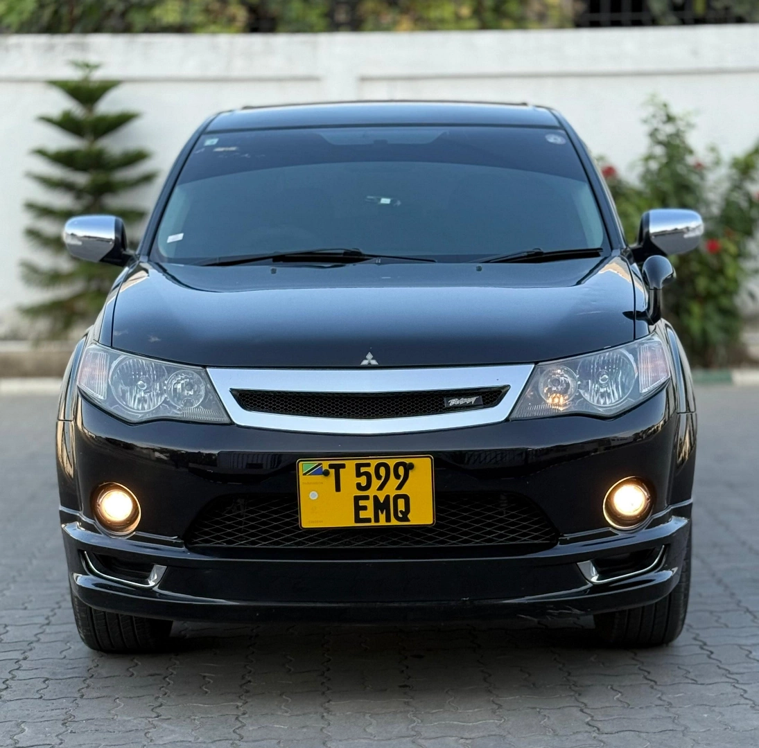 Mitsubishi Outlander ROADEST 2009 SUV thumbnail 8