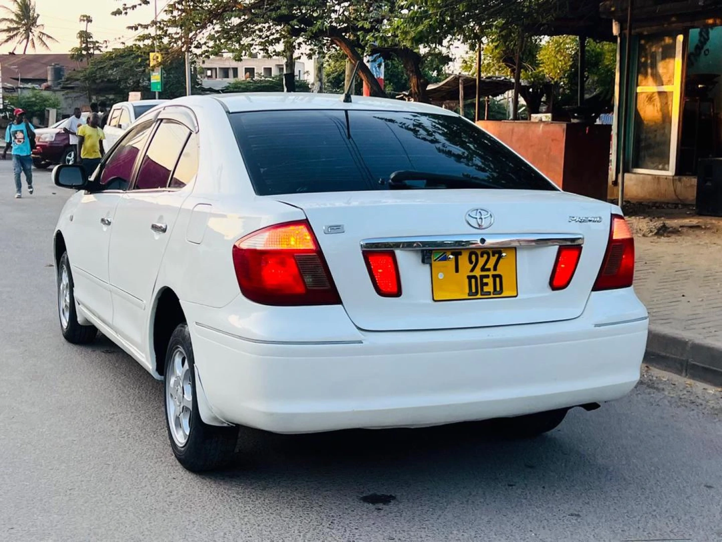 Toyota Premio F 2004 Model 1480cc