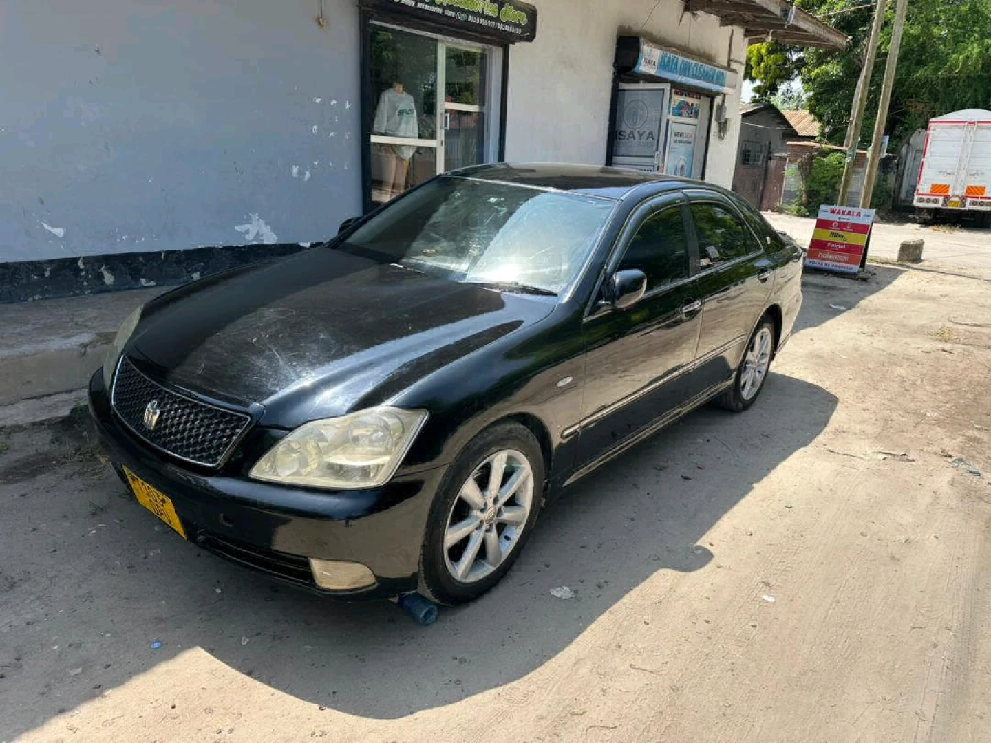 Toyota Crown Athlete DPV - 2490cc Sedan