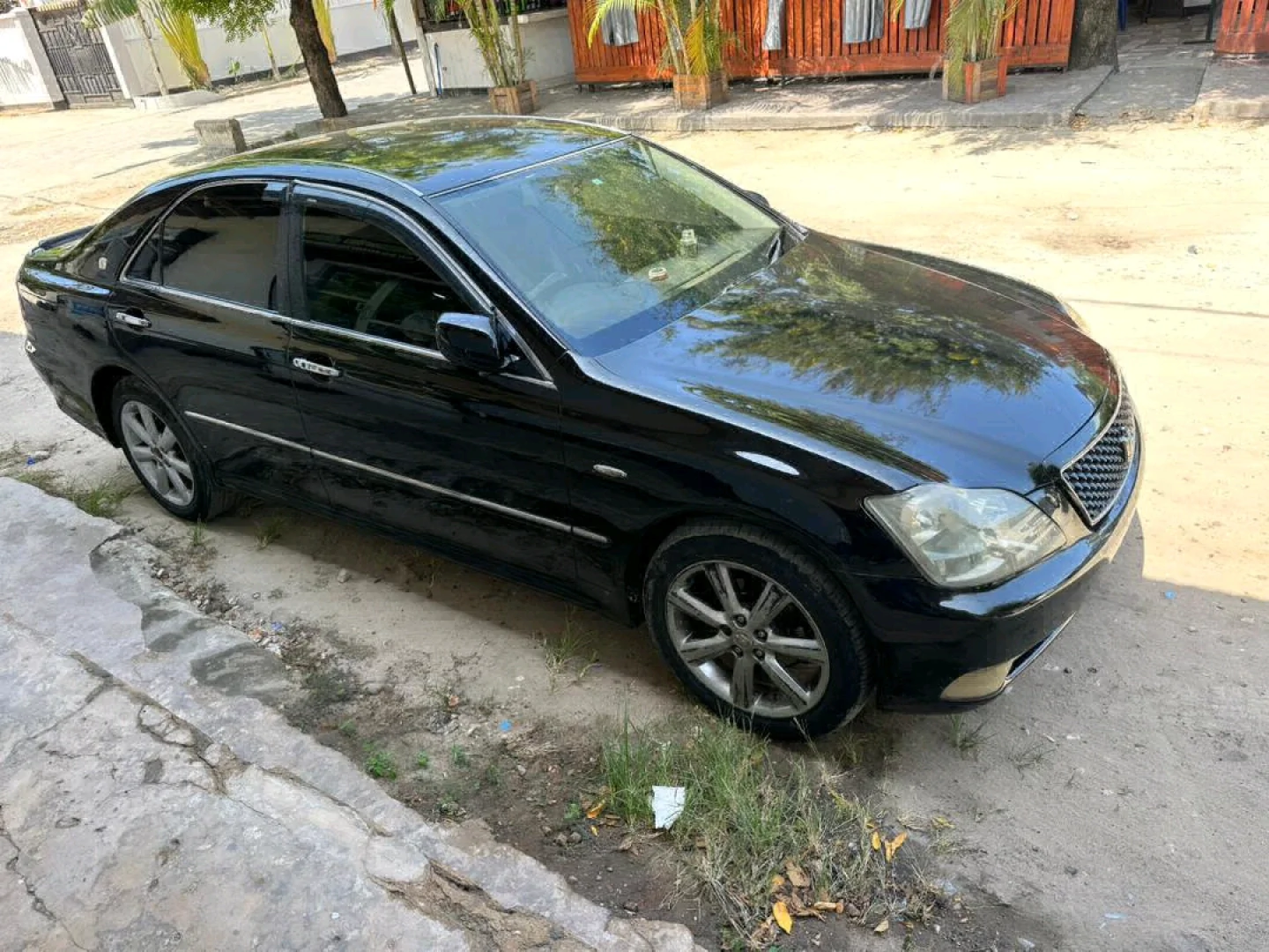 Toyota Crown Athlete DPV - 2490cc Sedan thumbnail 4