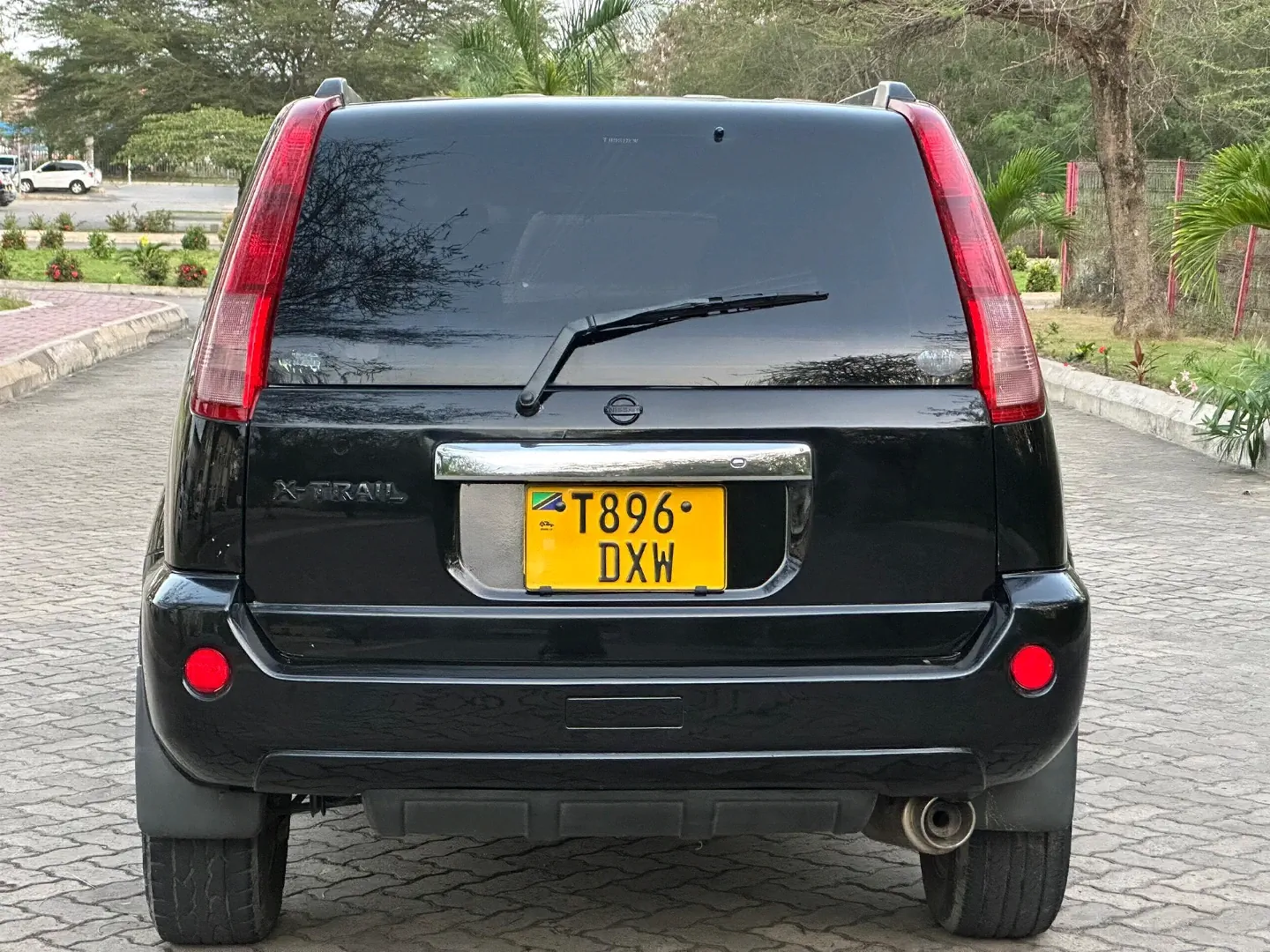 Nissan X-Trail SUV 2007 (Reg DXW) for Sale thumbnail 2