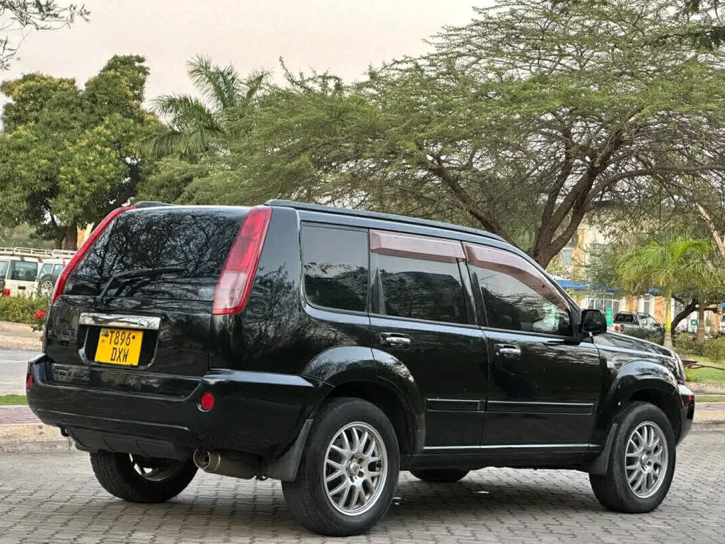 Nissan X-Trail SUV 2007 (Reg DXW) for Sale thumbnail 5