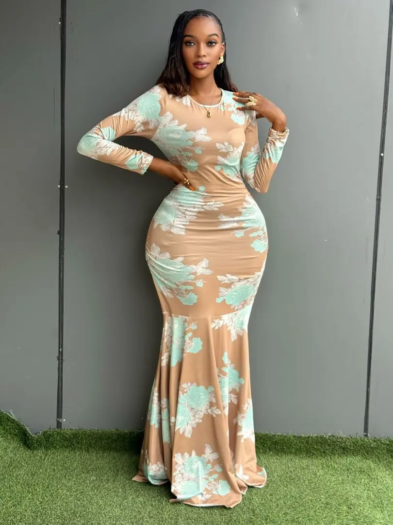 Long-Sleeved Floral Fitted Dress