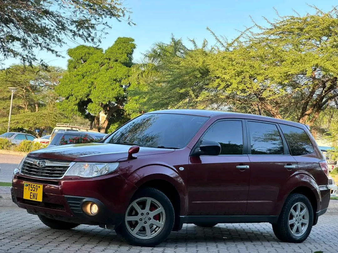 Maroon Subaru Forester (ENV) thumbnail 2
