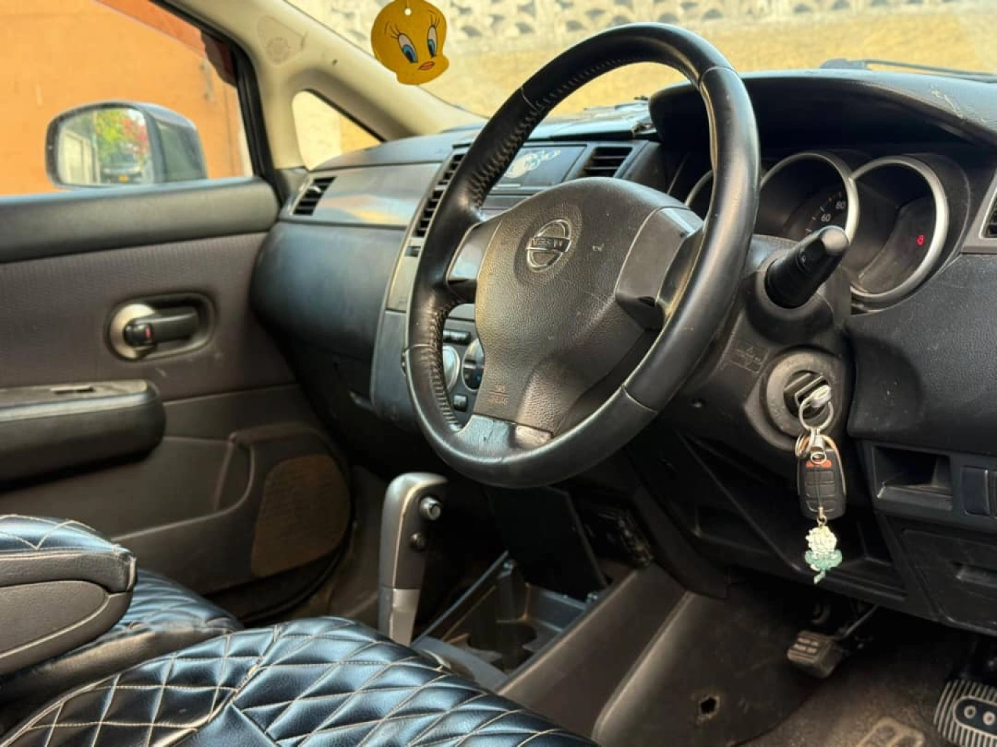 Nissan Tiida DWD 1490cc Hatchback thumbnail 3