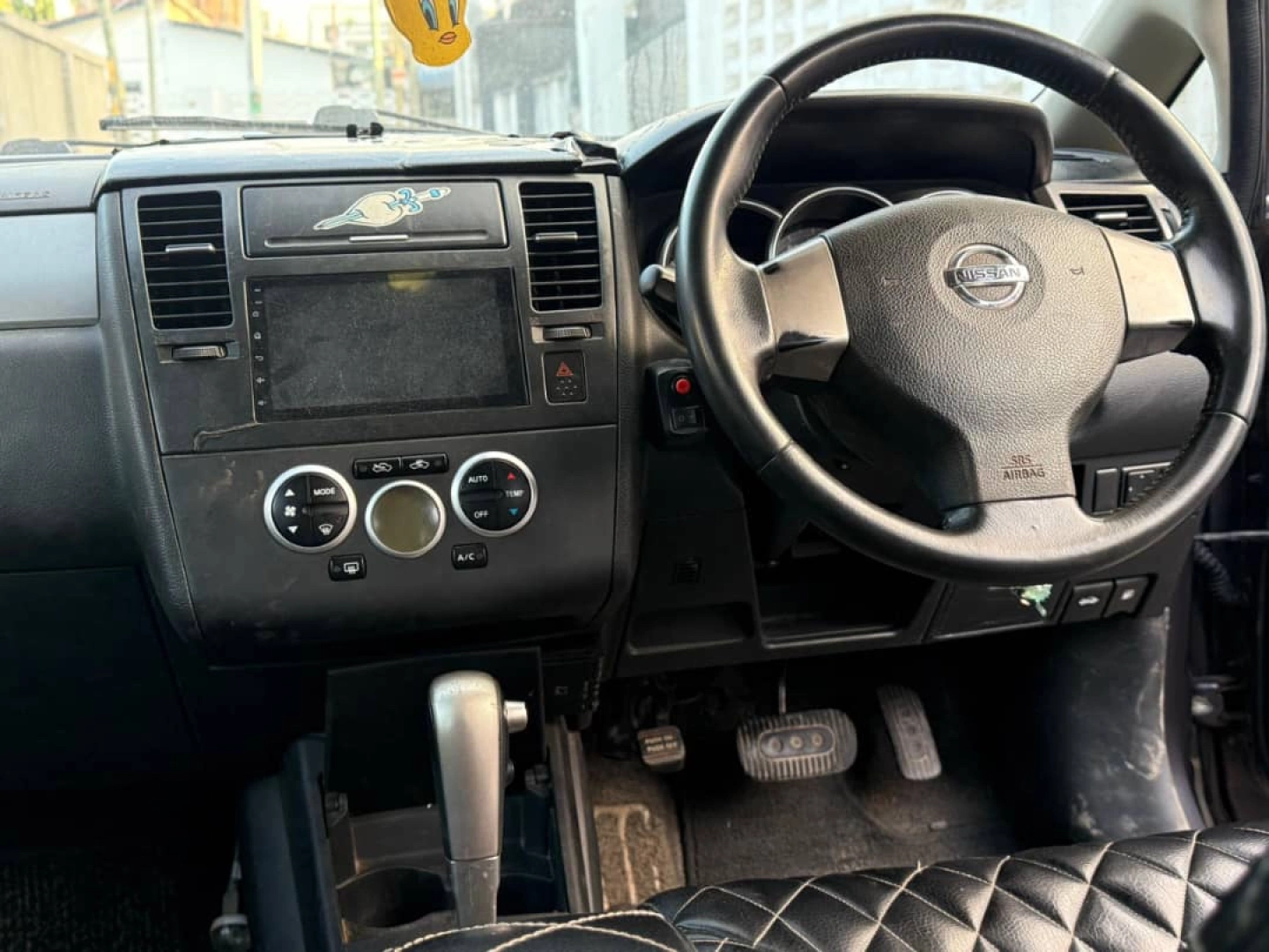 Nissan Tiida DWD 1490cc Hatchback thumbnail 4