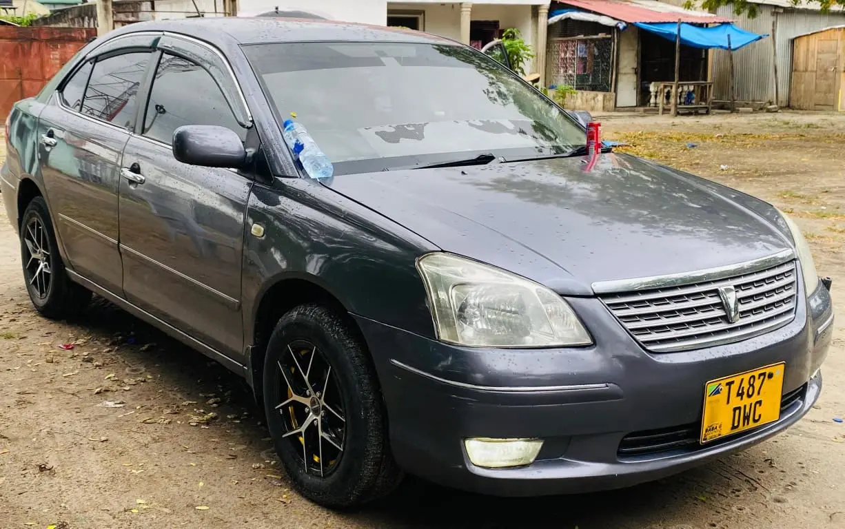 Toyota Premio 2004 DWC thumbnail 3