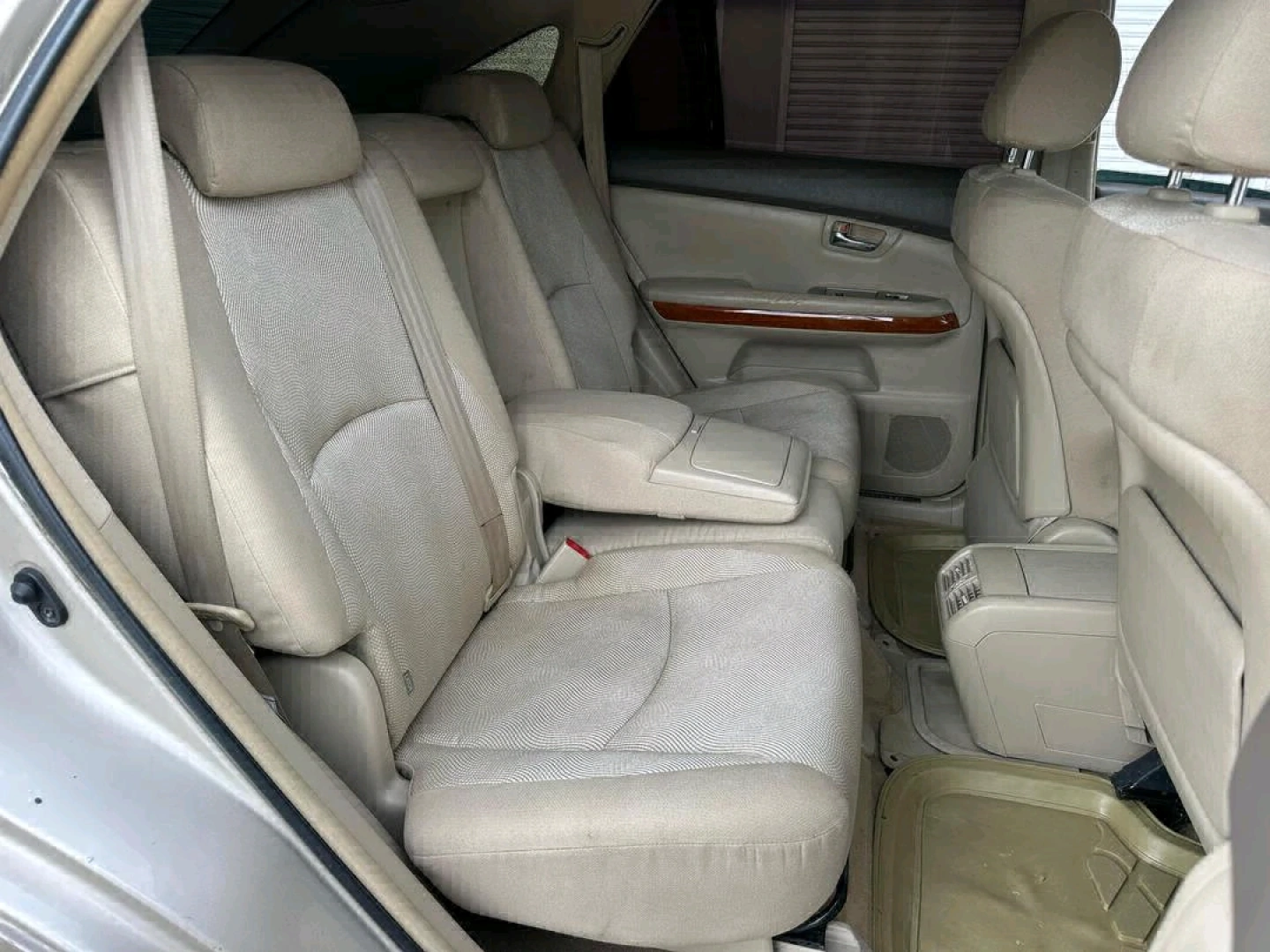 Toyota Harrier 2008 Gold SUV For Sale DSM thumbnail 9