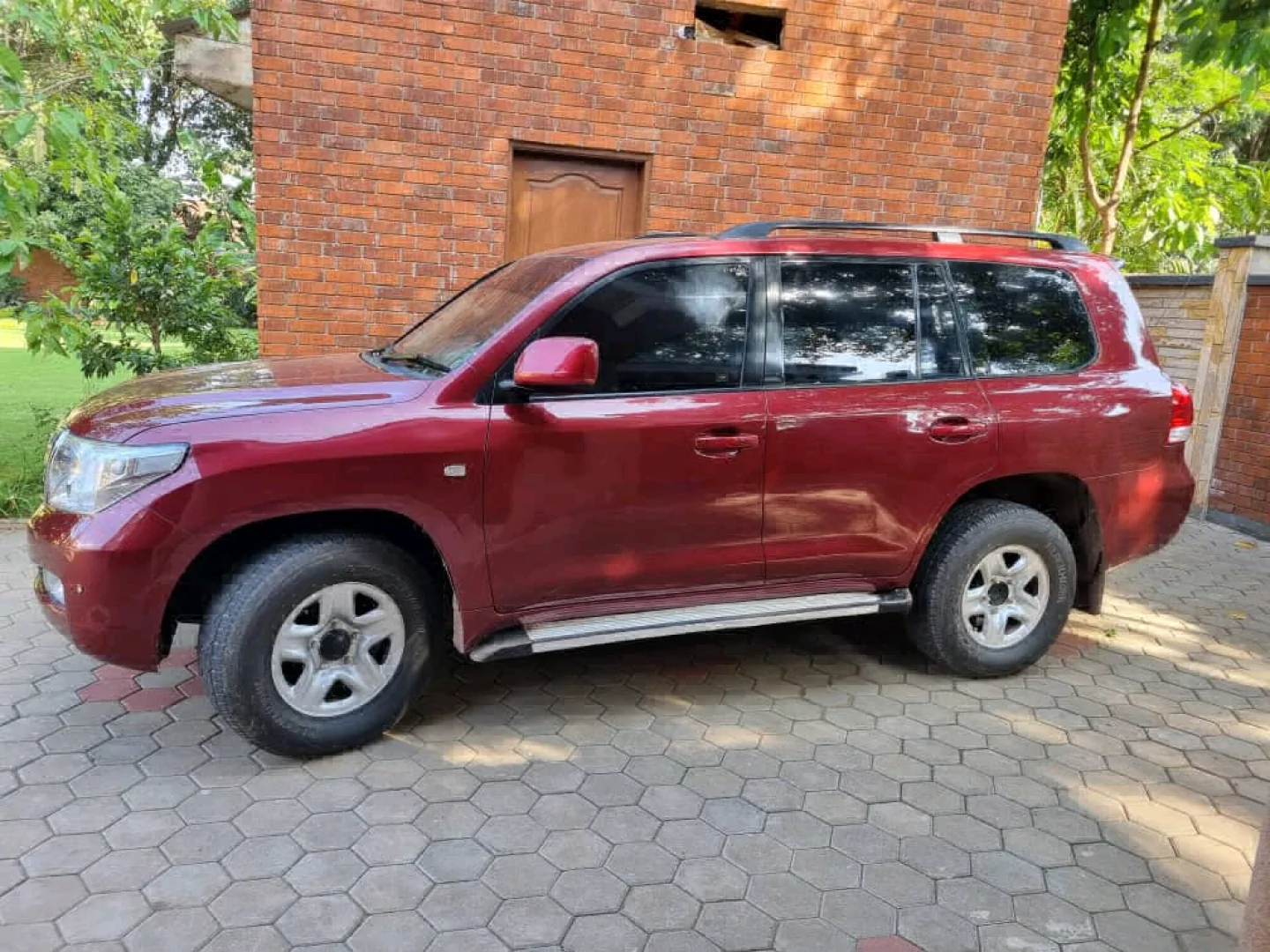 Maroon Toyota Land Cruiser V8 Manual Diesel