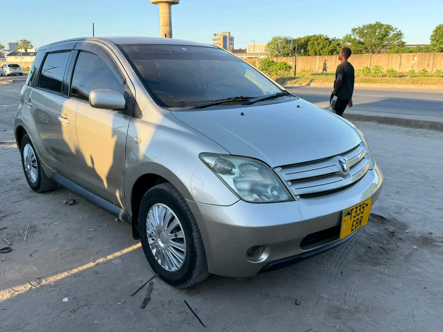 Toyota Ist 2004 Model 1290cc