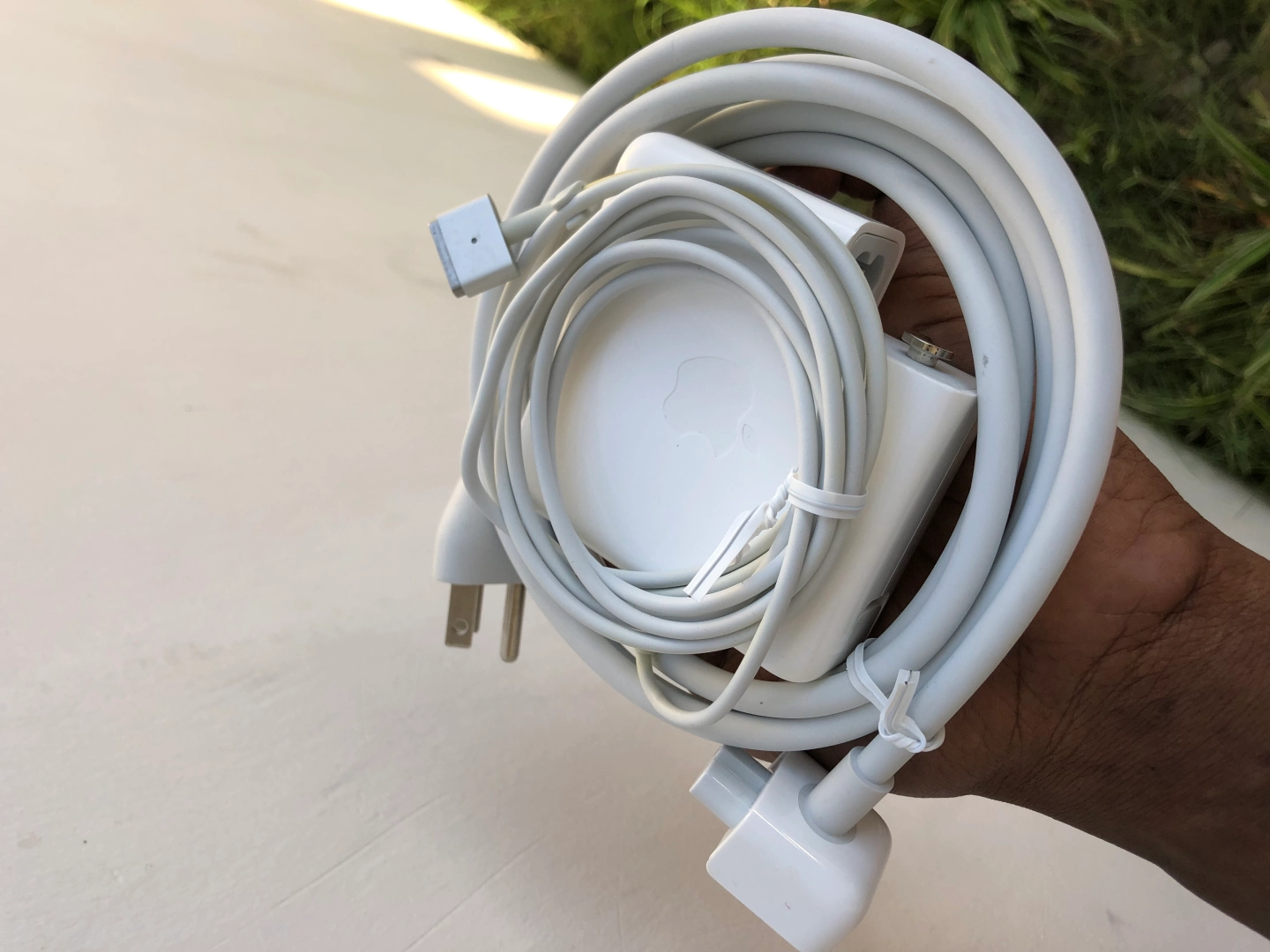 Used Original Apple MacBook Charger (45W/60W/85W)