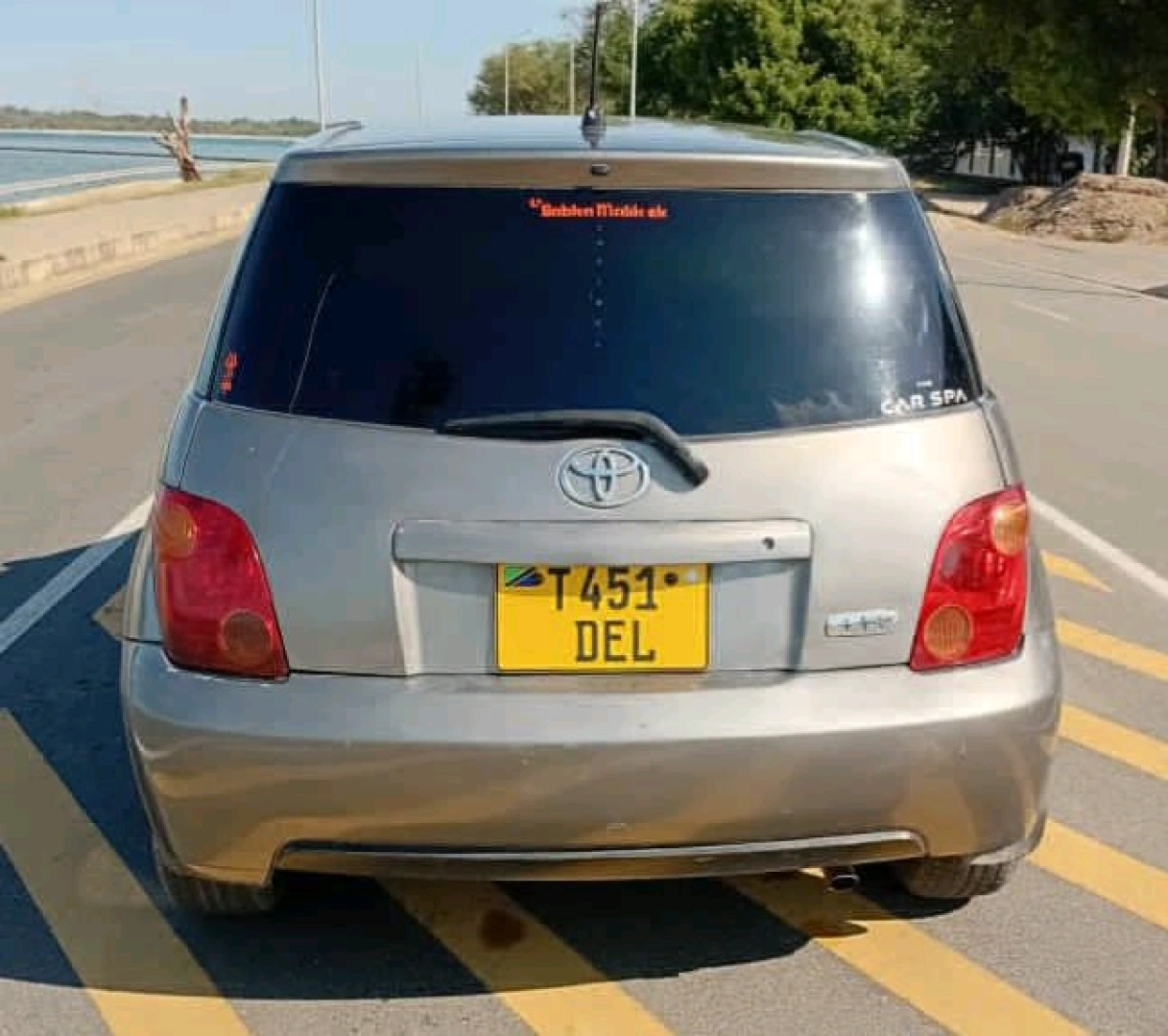 Toyota IST 2003 Model 1290 CC (Reg DEL) thumbnail 5