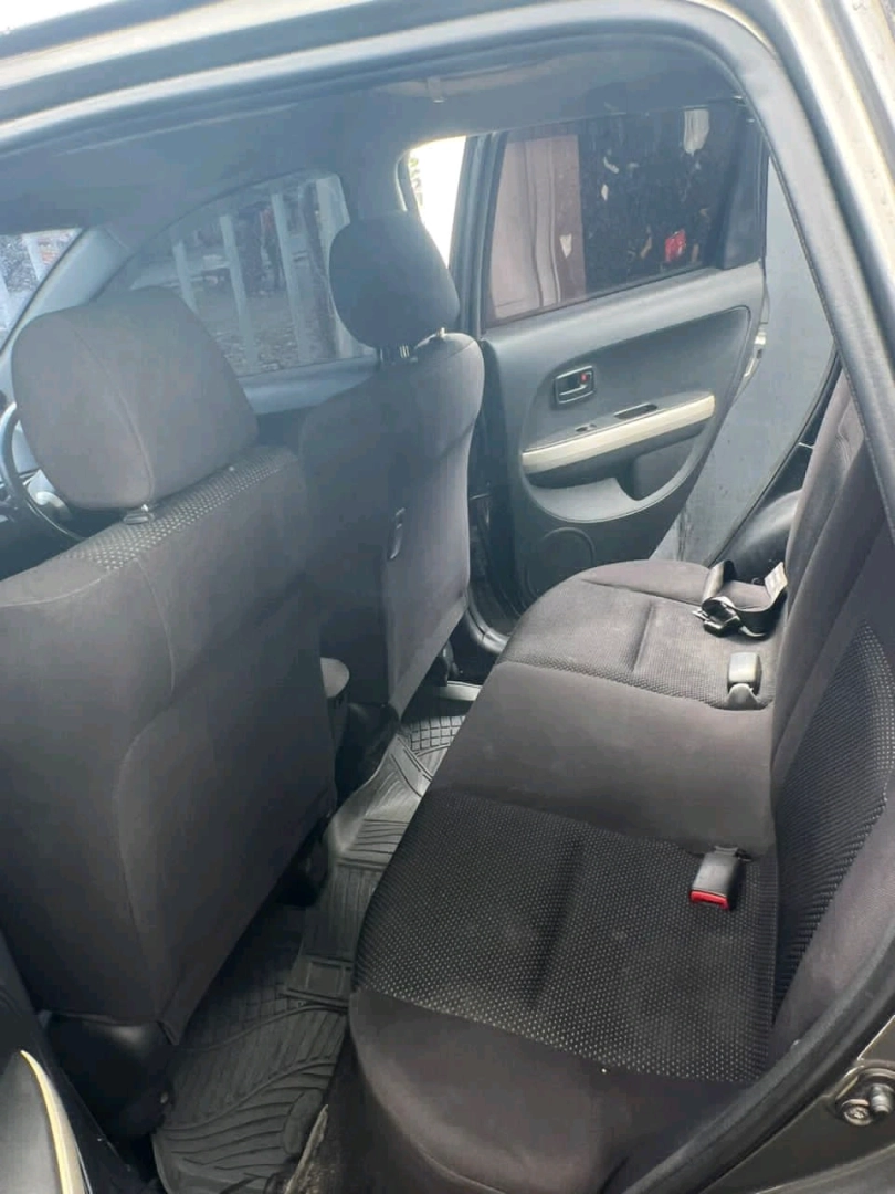 Toyota IST 2003 Model 1290 CC (Reg DEL) thumbnail 6