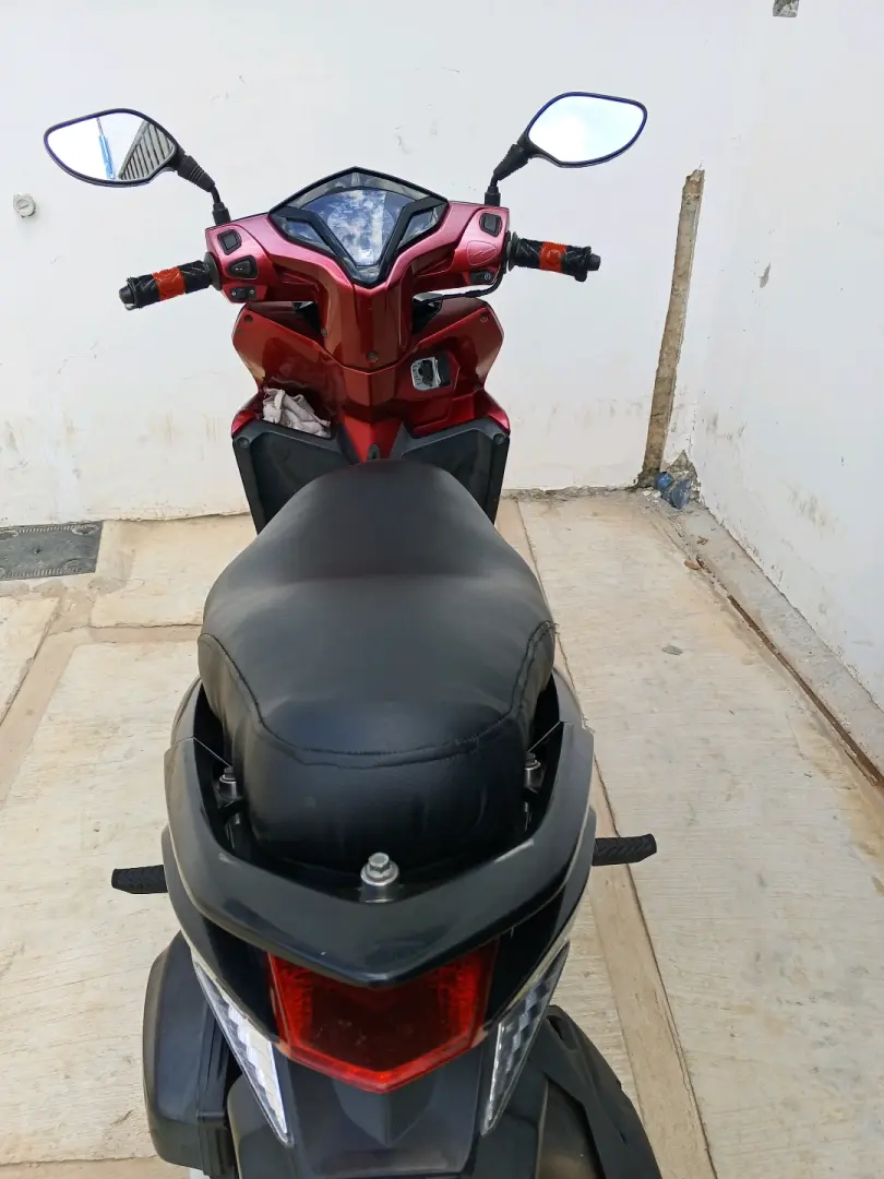 Honda Click 125 (2014) thumbnail 5