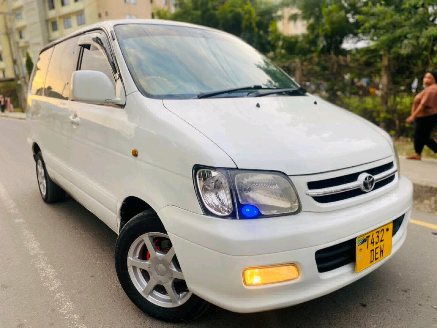 Toyota Noah SR40 Minivan 1990CC thumbnail 5