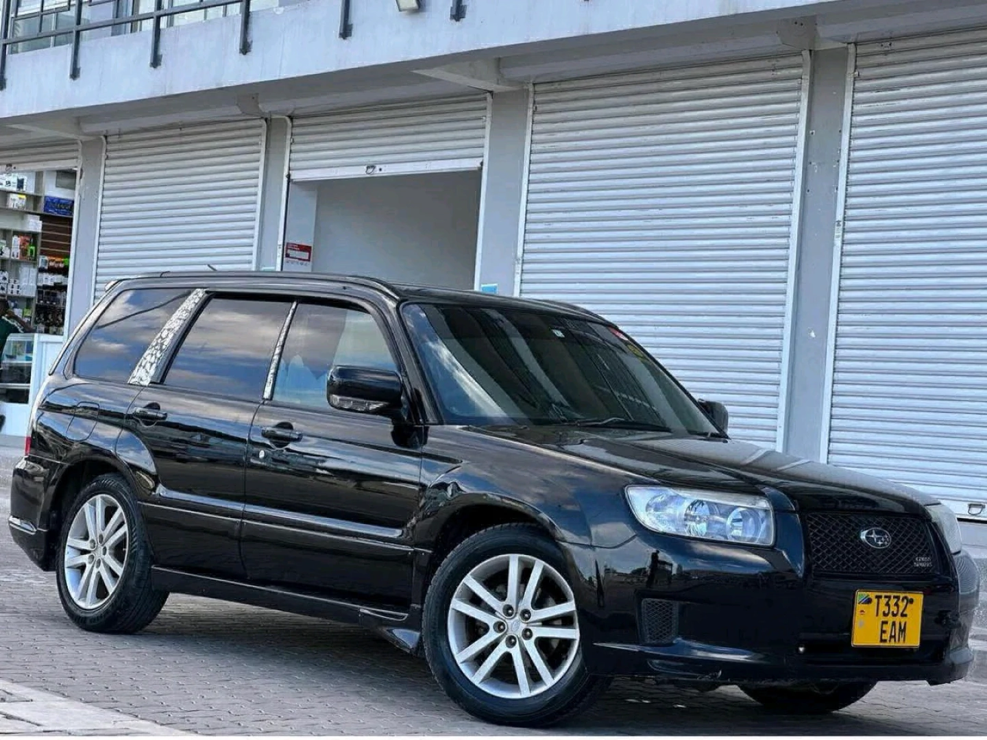 Subaru Forester 2006 Black SUV (EAM) - 1998cc thumbnail 2