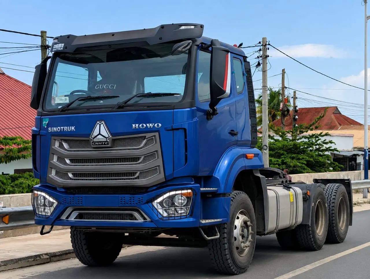 Sinotruk Howo 371HP Prime Mover (2024) thumbnail 7