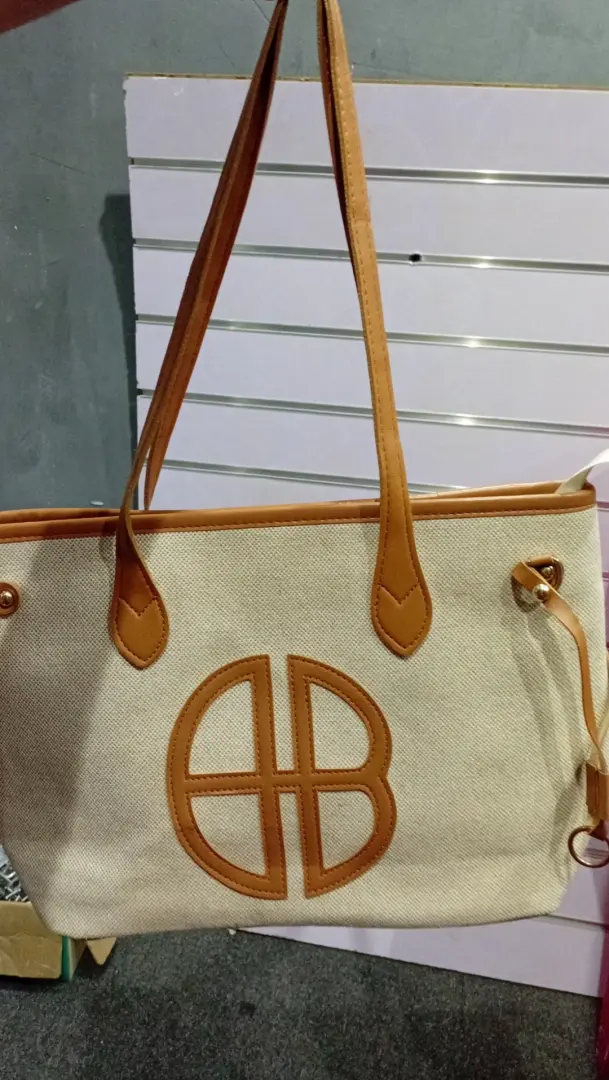 Handbag Nzuri za Kisasa