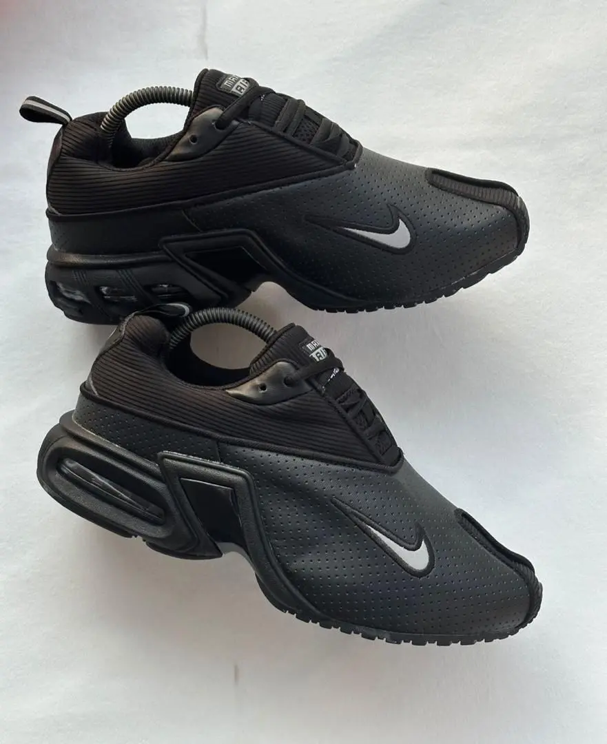 Nike Air Max Sneakers thumbnail 3