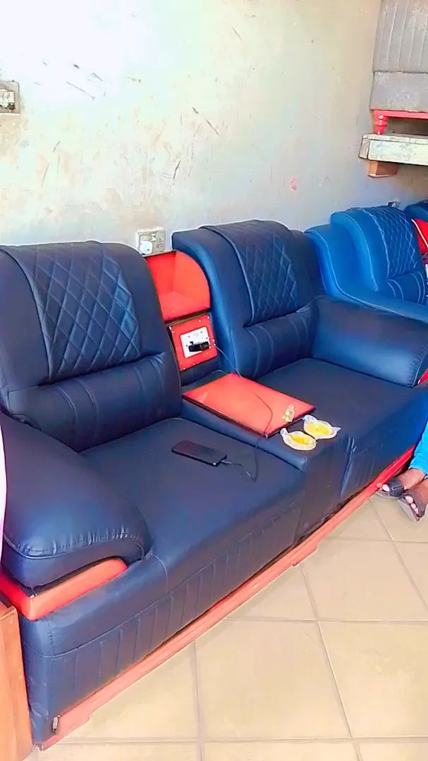 Modern Black Leather Quilted Sofa with Charging Ports thumbnail 2