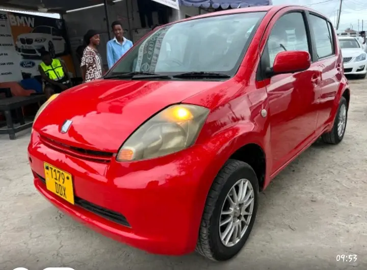 Toyota Passo - Red thumbnail 7