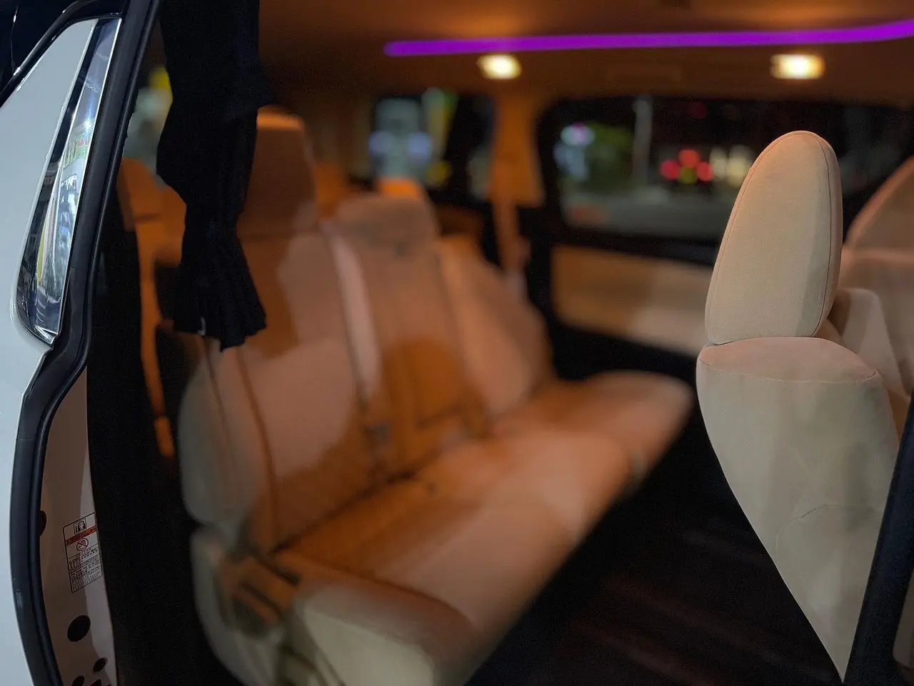 Toyota Alphard 2016 Executive Edition thumbnail 5