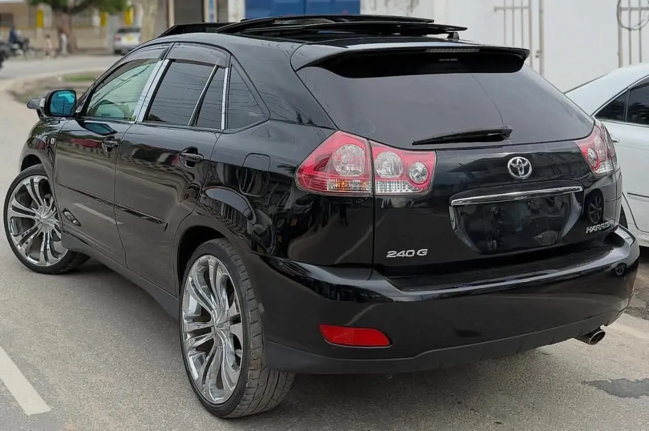 Toyota Harrier 240G 2006 thumbnail 5