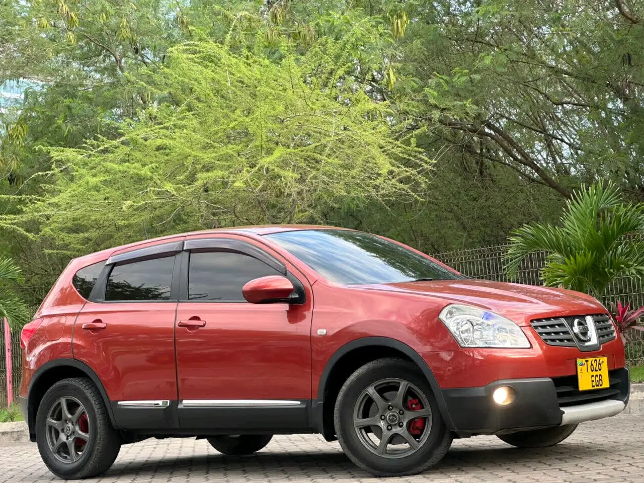 Nissan Dualis 2010 thumbnail 2