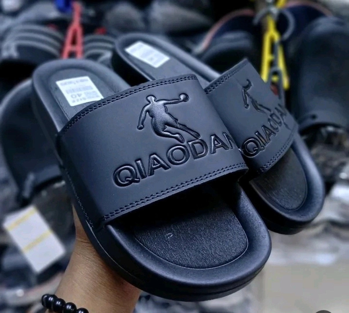 Qiaodan Brown & Black Slide Sandals thumbnail 2