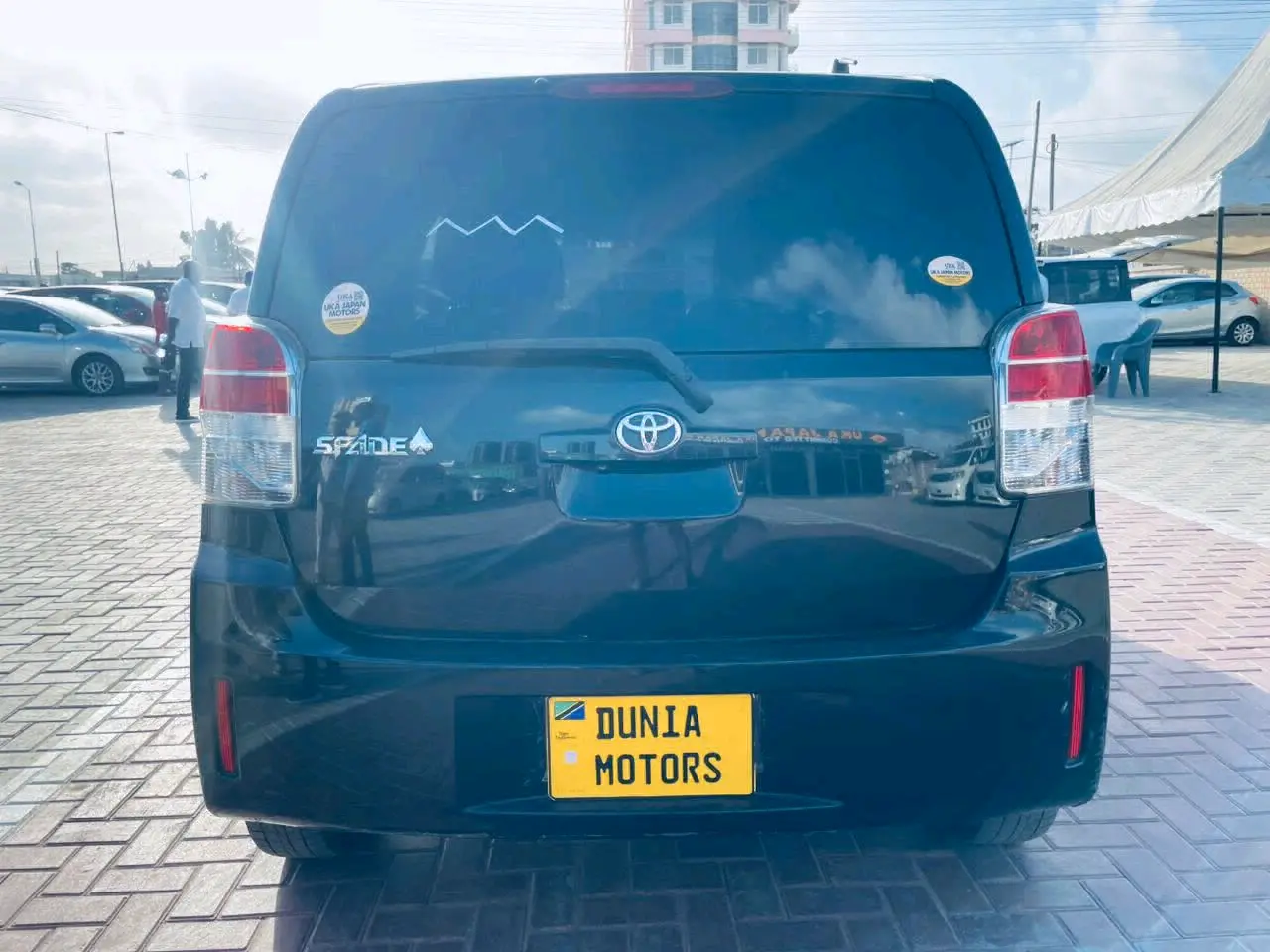 Toyota Spade/Porte 2012, Black, Low Mileage thumbnail 3