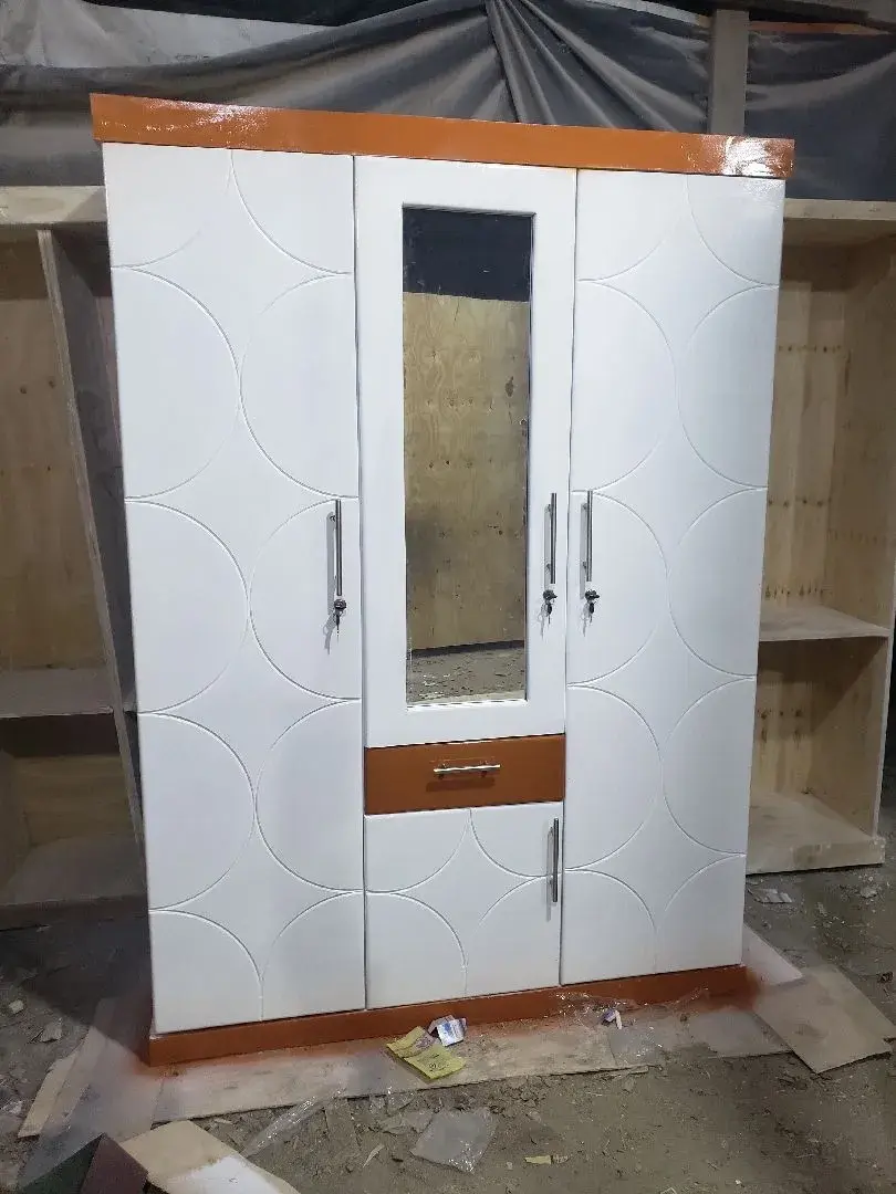 Kabati Milango 3 (3-Door Wardrobe) thumbnail 3