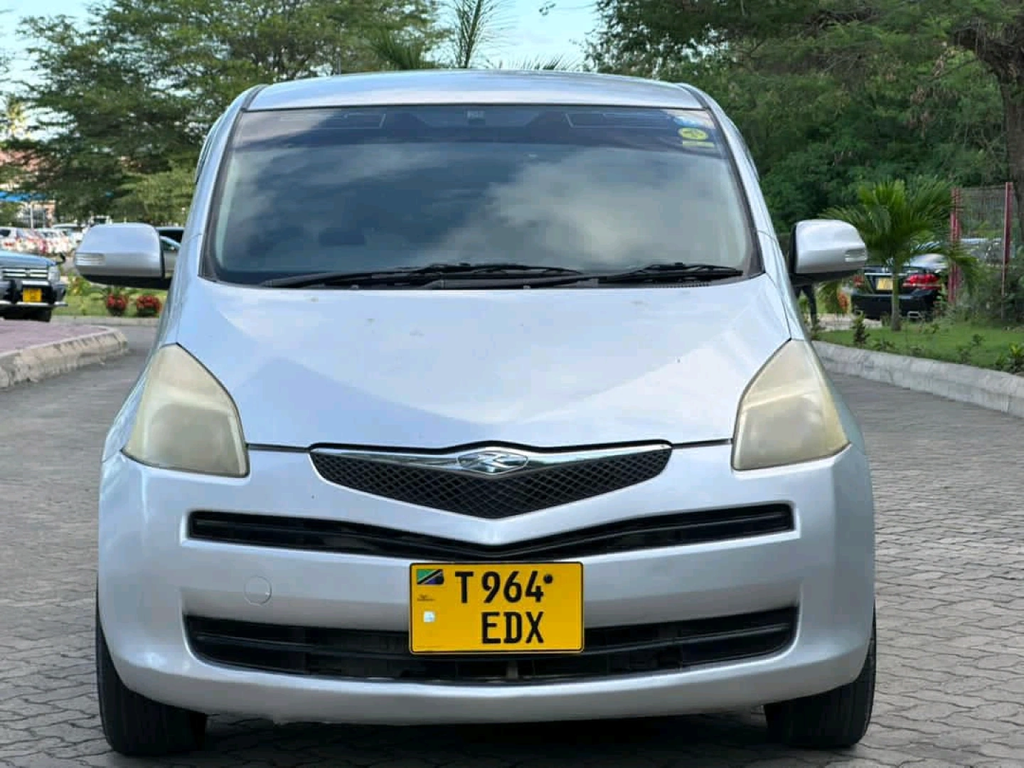 Used Toyota Ractis 2006, 1290cc, Clean Condition