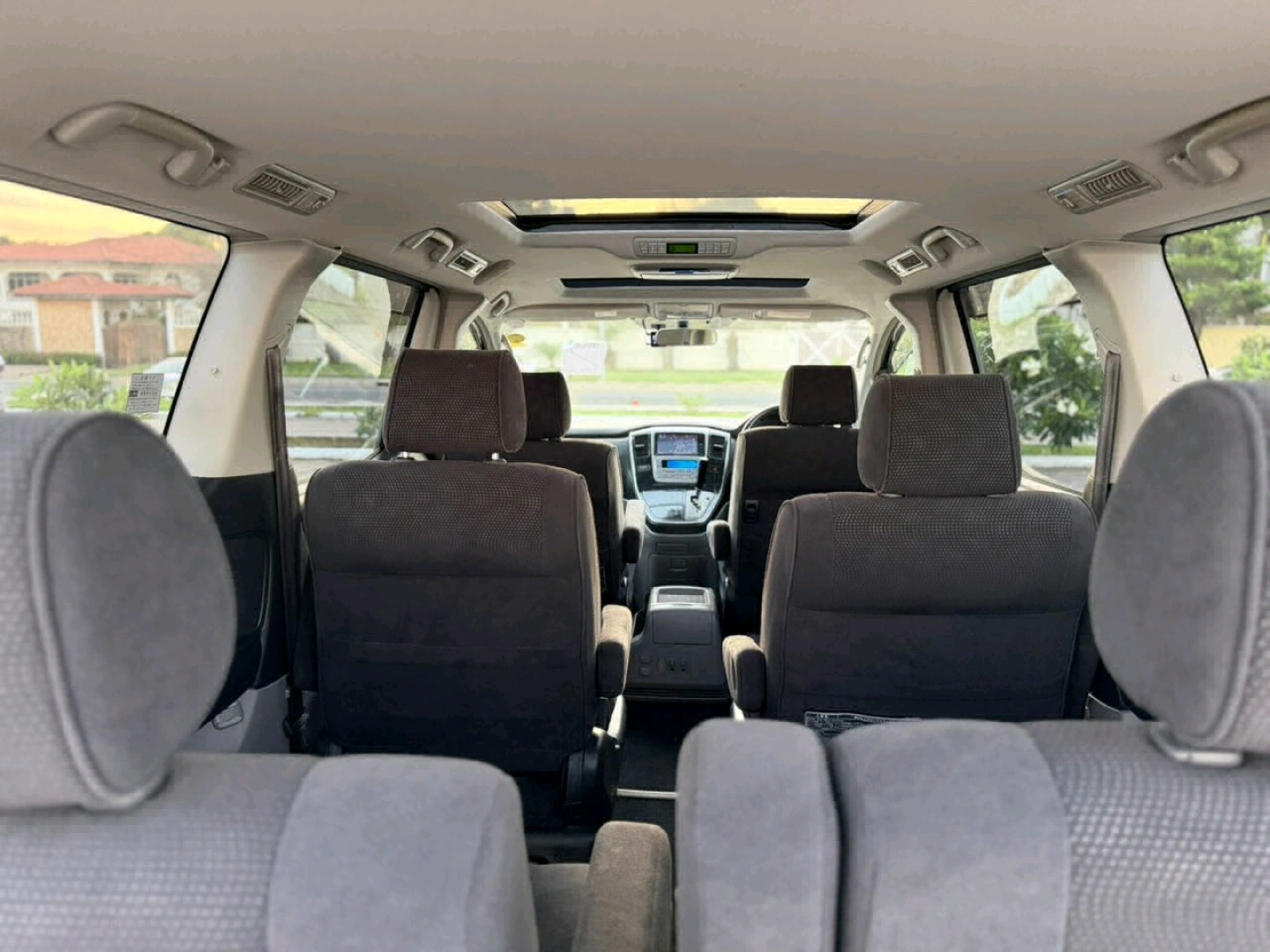 Black Toyota Alphard Sports Modelista Van 2005 thumbnail 9