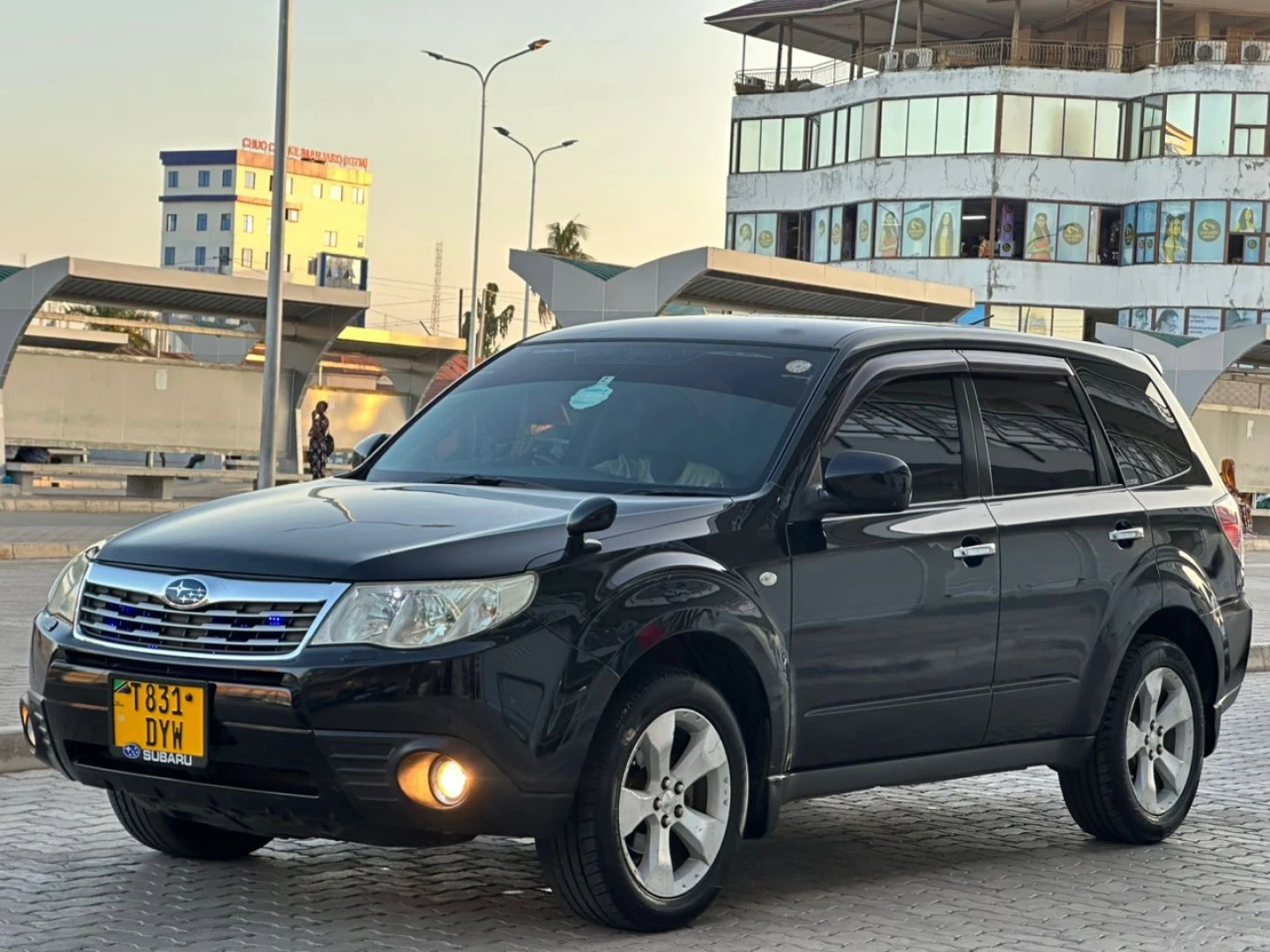 Subaru Forester 2010 Model thumbnail 2