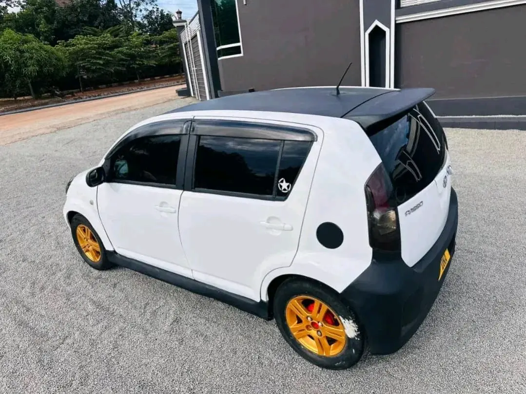 Toyota Passo Nyeupe Mwanza thumbnail 4
