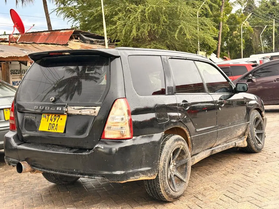 Subaru Forester Cross Sport thumbnail 4