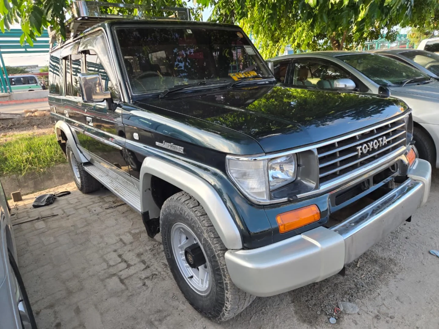 Toyota Land Cruiser Prado Box Two 1KZ Automatic thumbnail 4