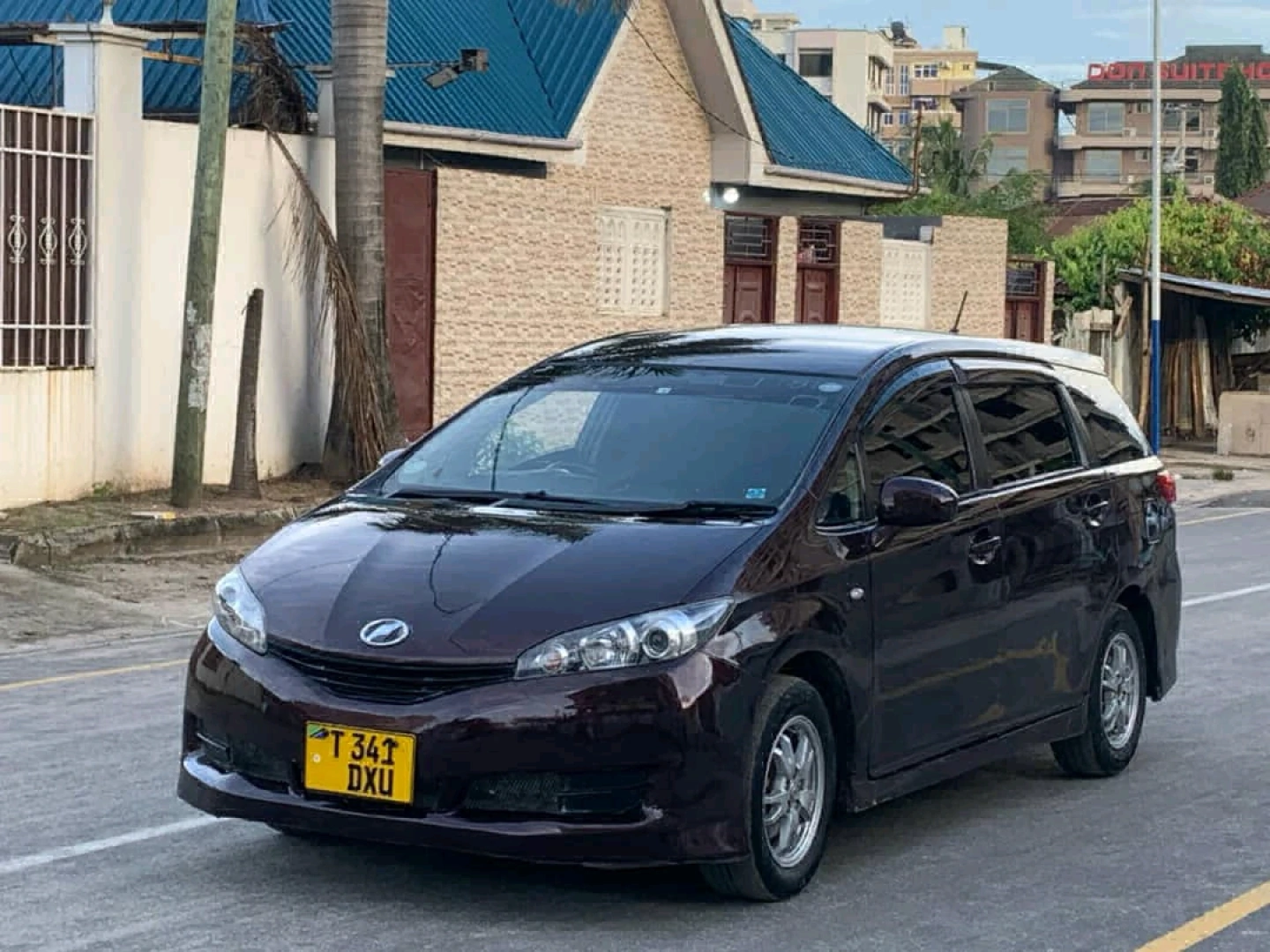 Toyota Wish 2010 Wine Red 1790 CC (DXU) thumbnail 2