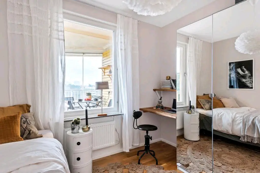 Modern Fully Furnished Apartment thumbnail 6