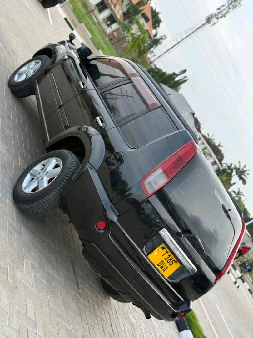Nissan X-Trail SUV 1990 thumbnail 5