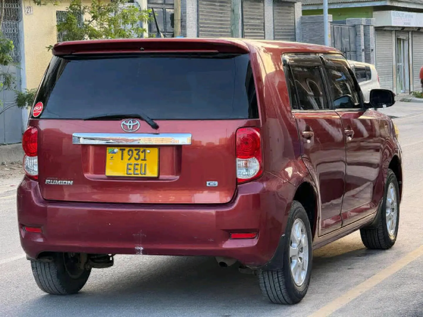 2008 Toyota Rumion Dark Red thumbnail 7