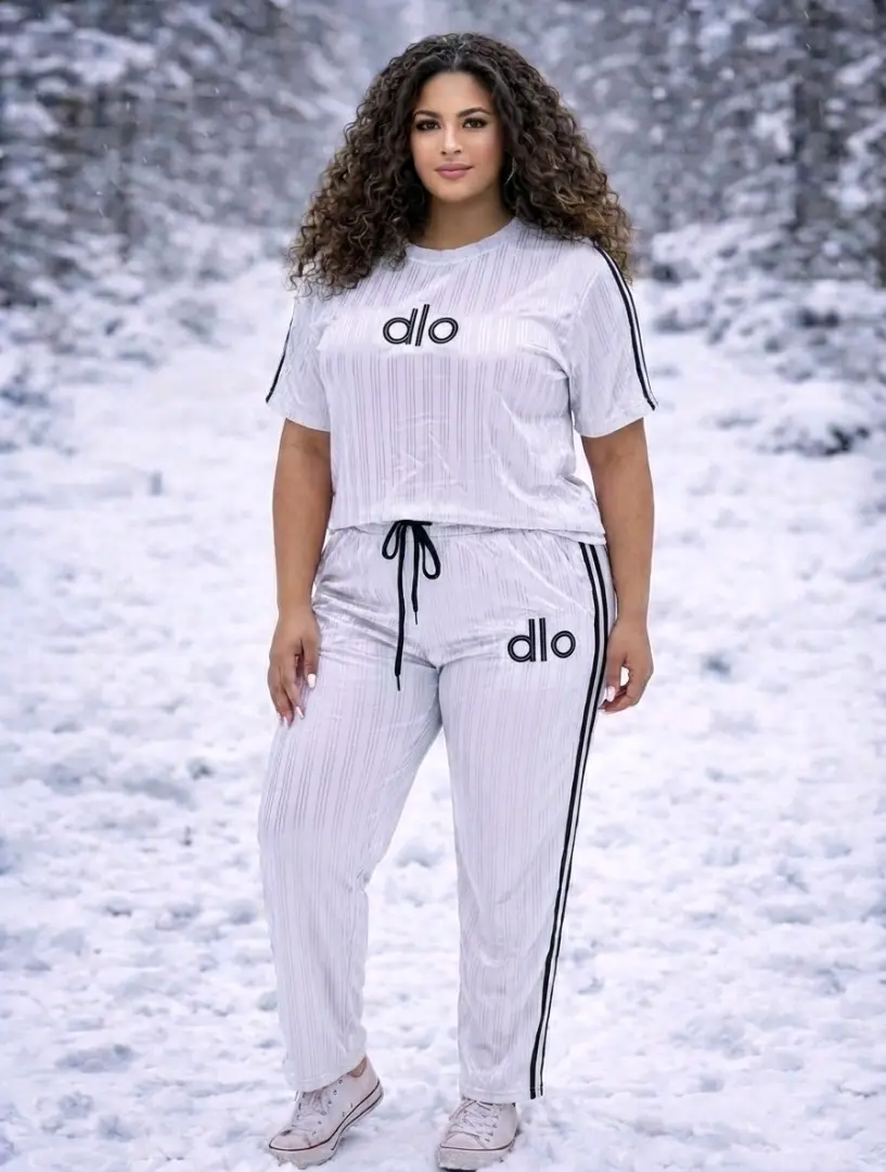 Red Two-Piece Tracksuit thumbnail 2