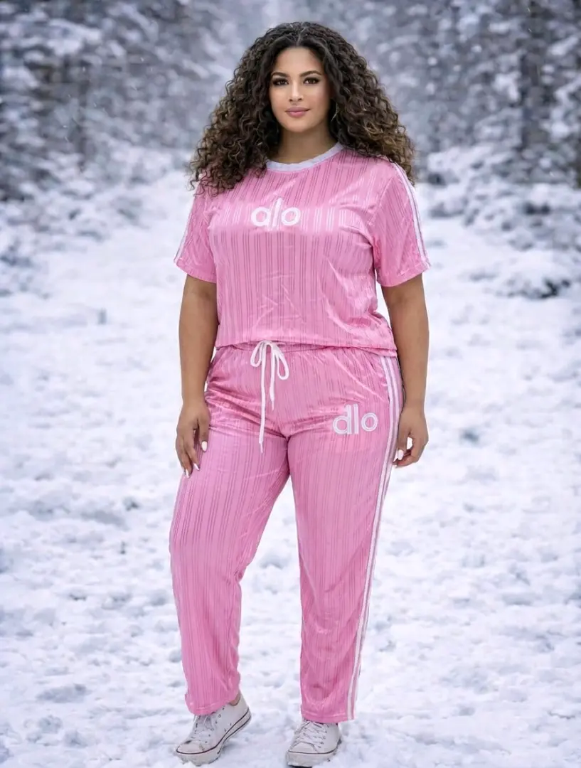 Red Two-Piece Tracksuit thumbnail 3