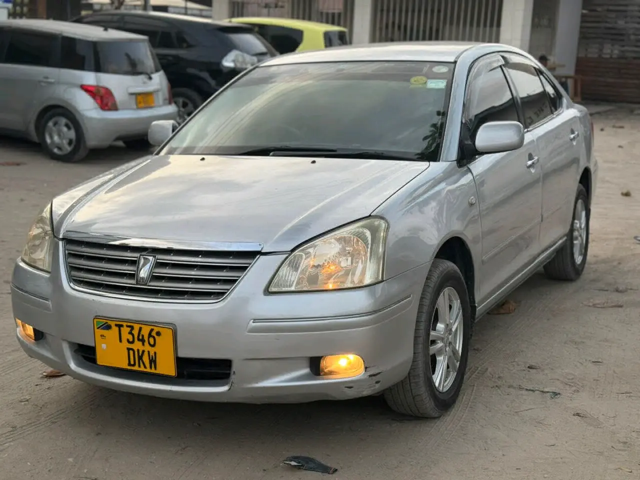 Toyota Premio F Silver Automatic thumbnail 2