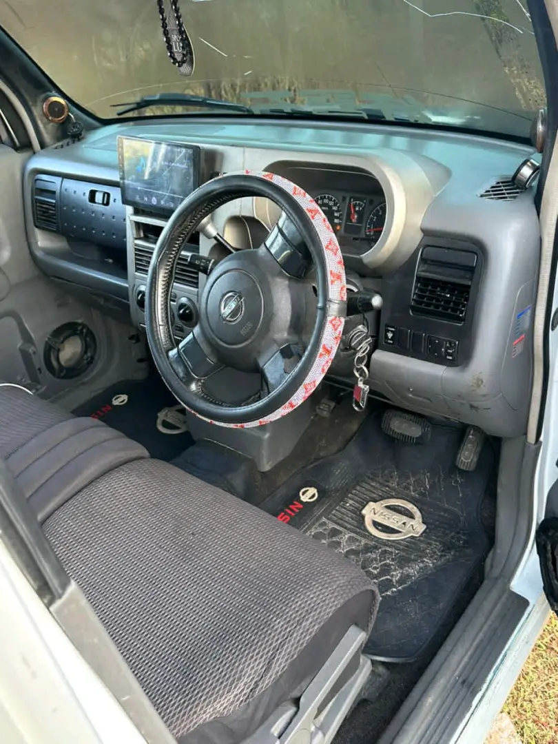 Nissan Cube Nyeupe, AC na CC thumbnail 4