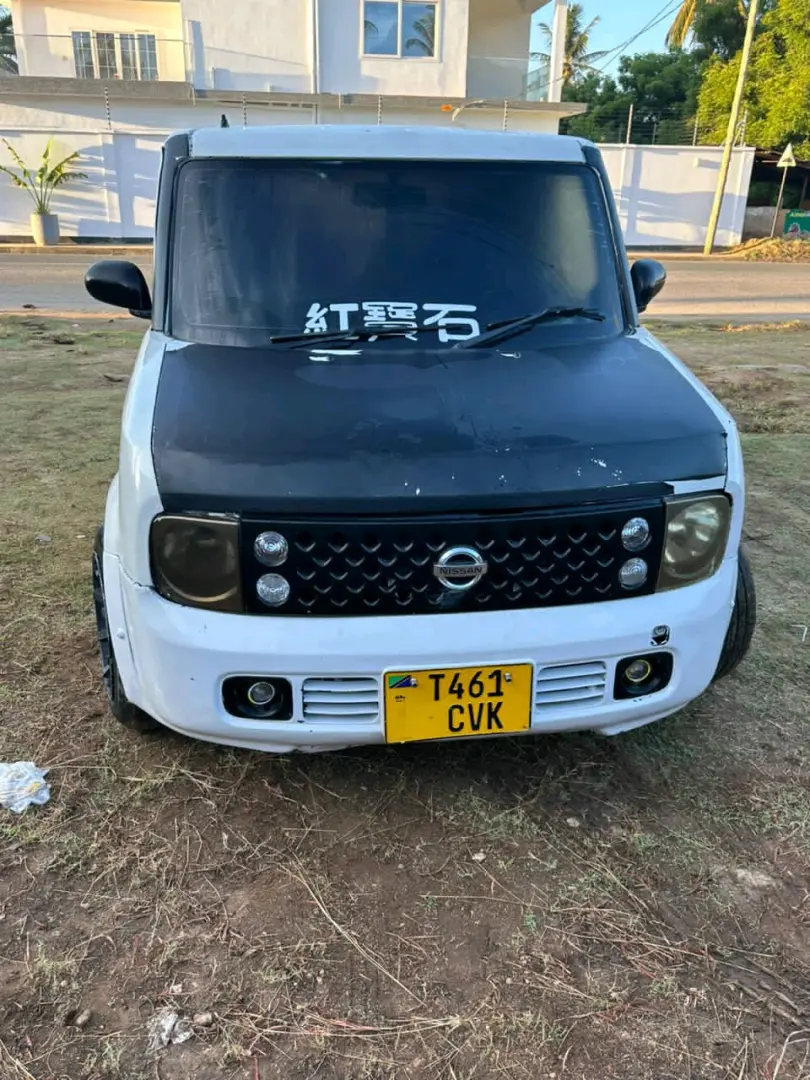 Nissan Cube Nyeupe, AC na CC thumbnail 5