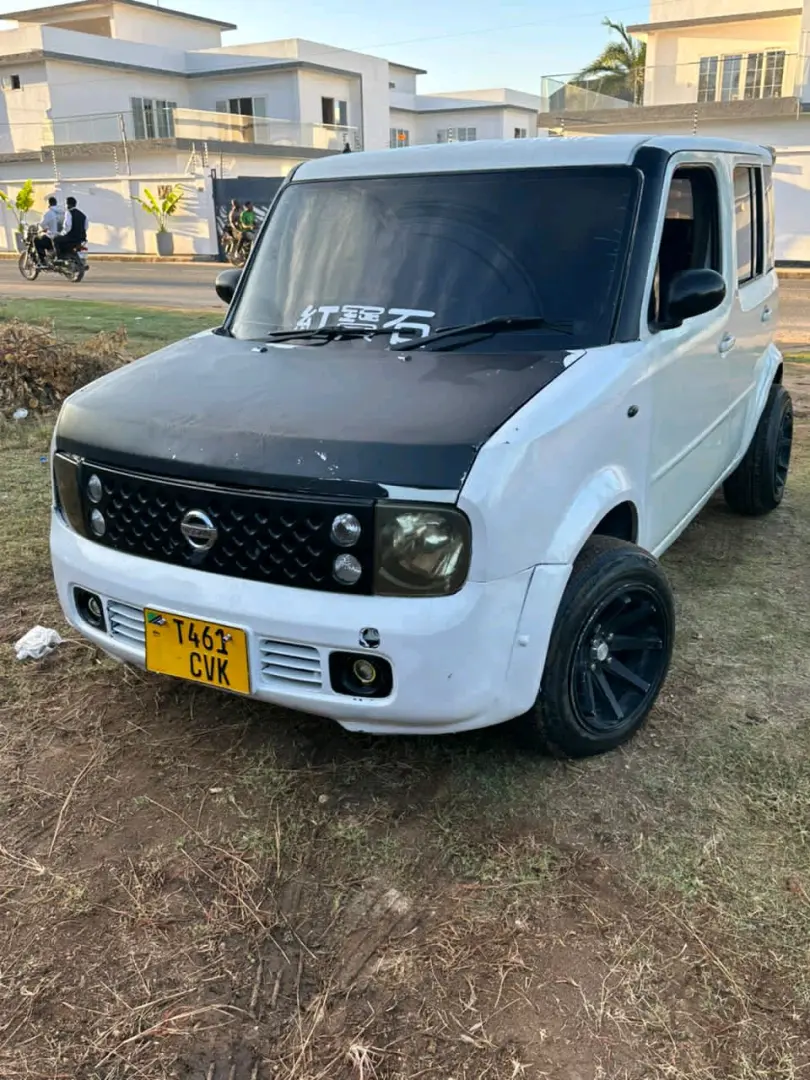 Nissan Cube Nyeupe, AC na CC thumbnail 6