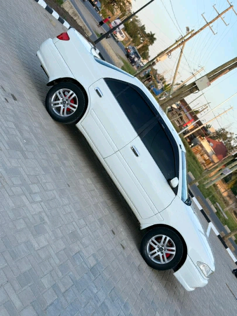 Toyota Carina Ti DXB, 1490cc, New Condition thumbnail 5