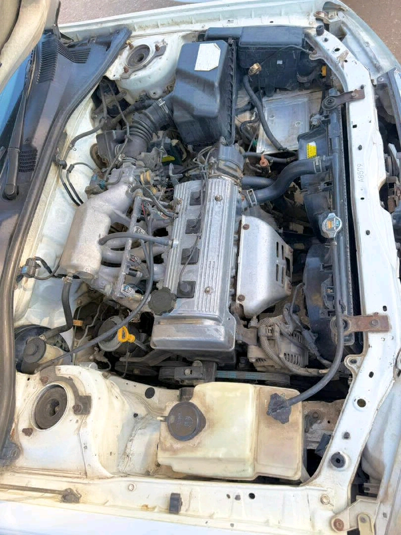 Toyota Carina Ti DXB, 1490cc, New Condition thumbnail 7