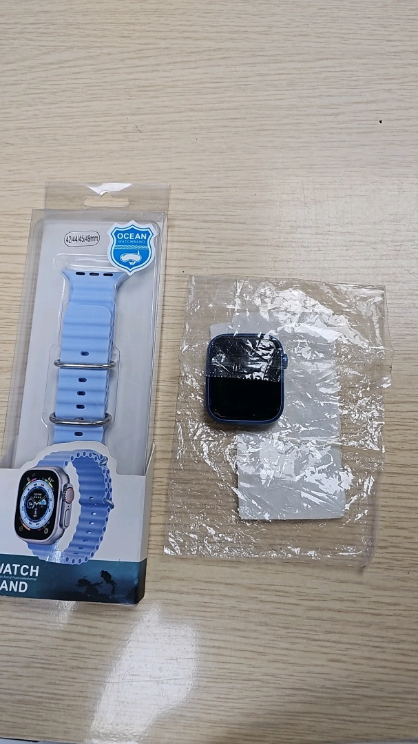 Used Blue Apple Watch Series 7 thumbnail 3